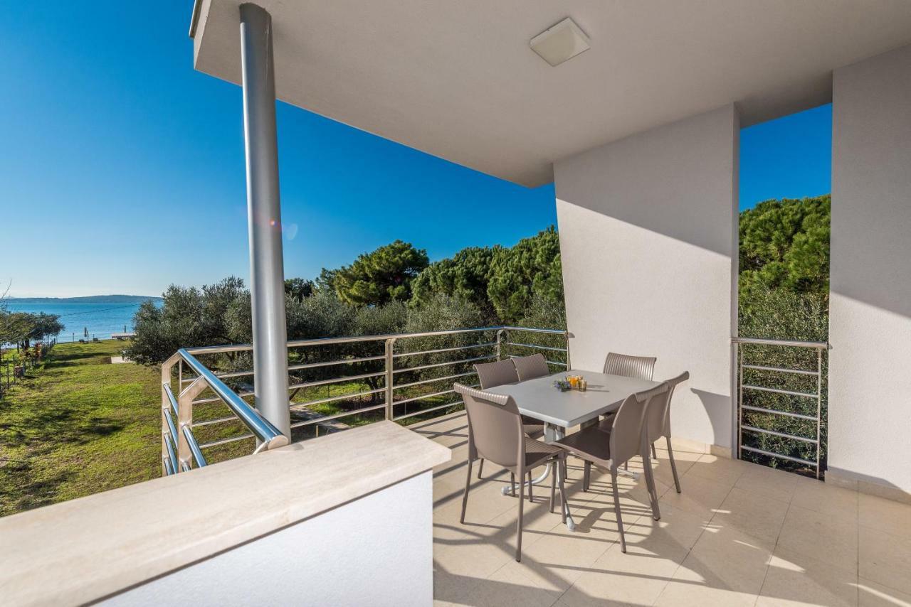 Villa Amfora - First Row By The Sea Bibinje Exterior foto